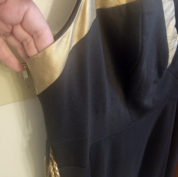 Torrid Amazonian Wonder Woman Cosplay Dress Black and Gold 20 euc - Picture 4 of 8